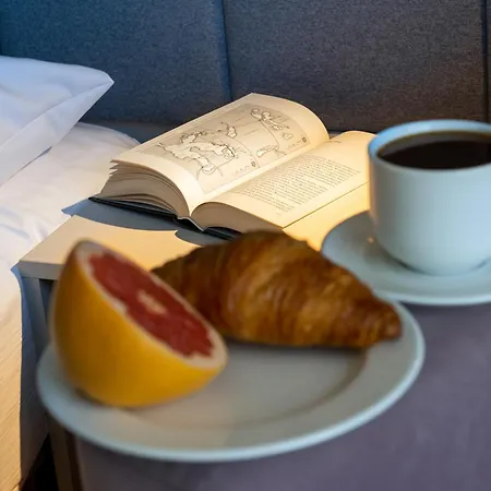 Self Check-in 旅馆 *